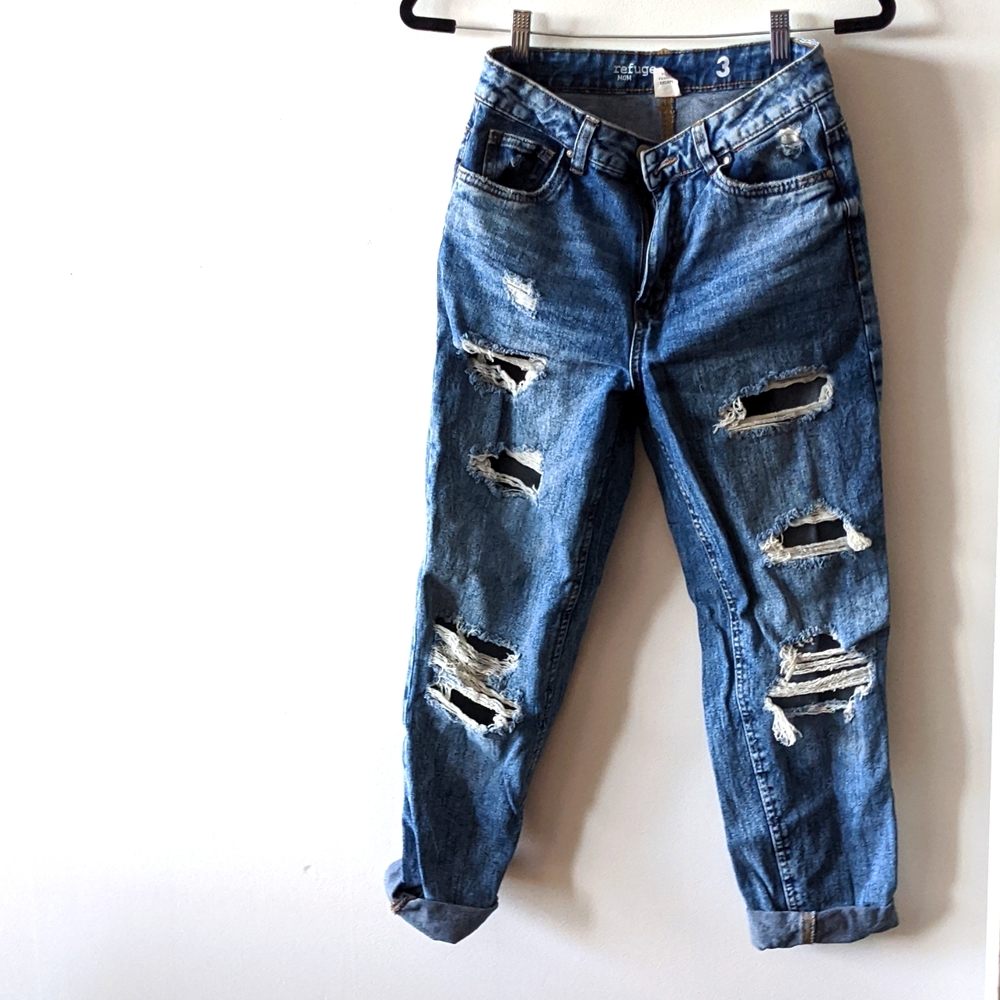 Vintage, High-Rise, Ripped, Mom Jeans